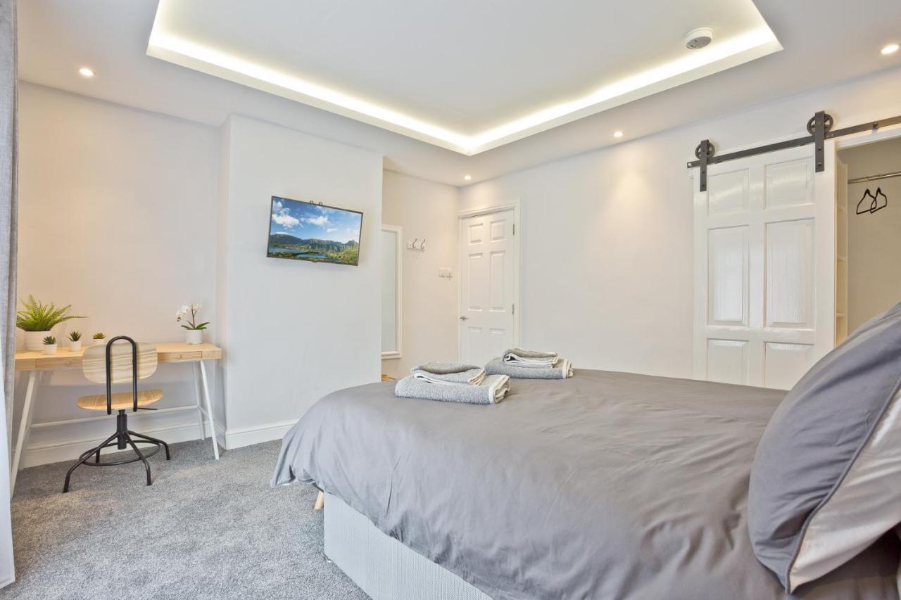 Malleus House Barrow-in-Furness Bagian luar foto
